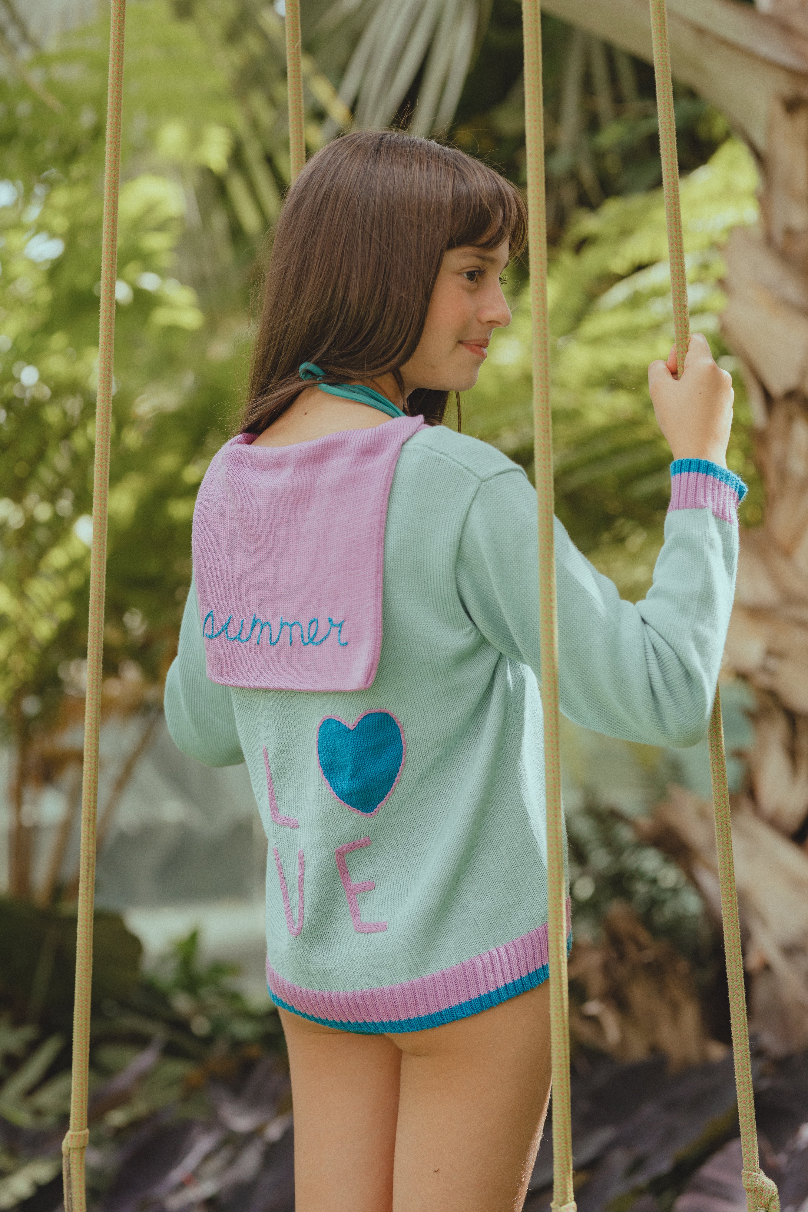 YOASOBIグッズ Love Letter crewneck pullover Amazon.co.jp: YOASOBI Love Letter crewneck pullover L : おもちゃ